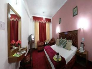 Chander Palace Manāli Екстериор снимка